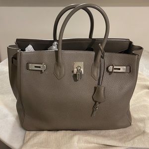 Dark grey tote bag